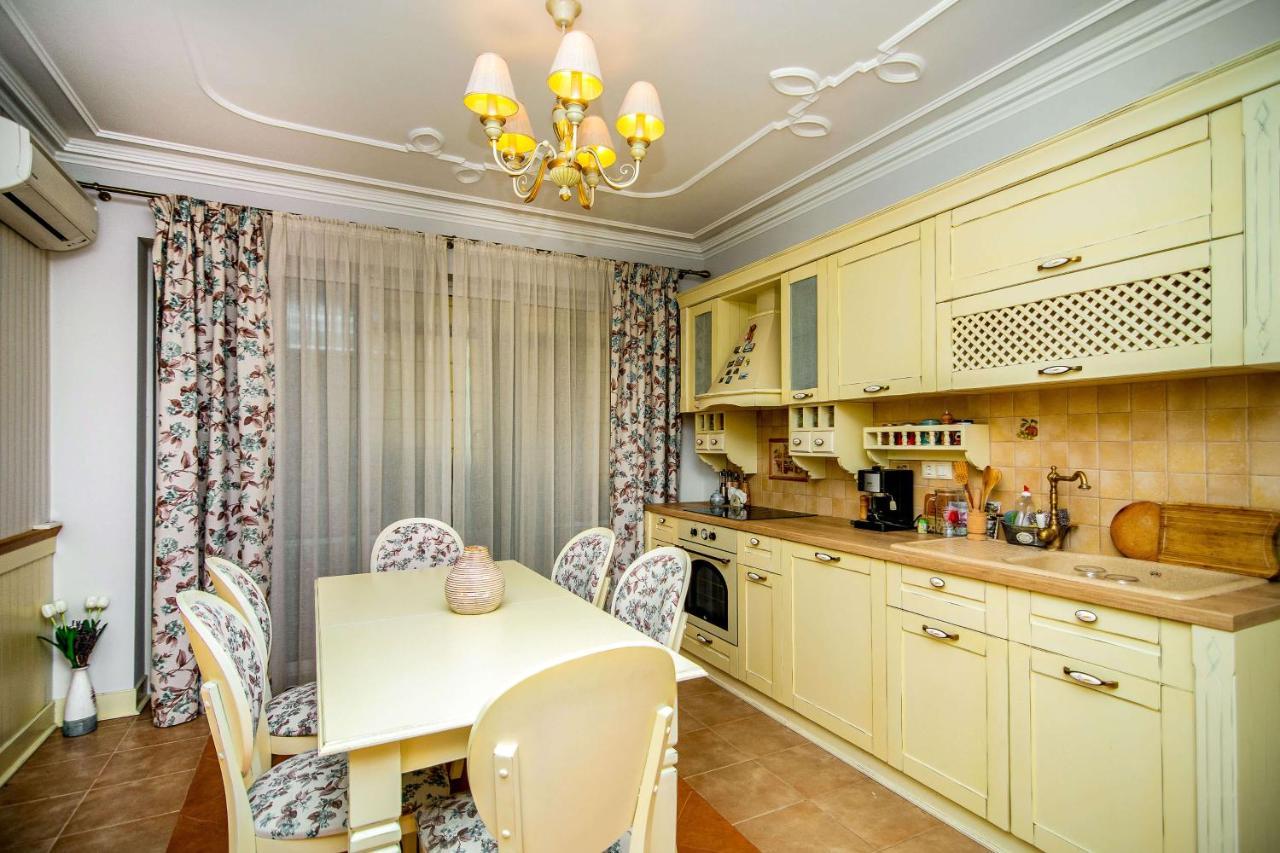 Central Shabby Chic Flat Close To Paid Parking Apartamento Varna Exterior foto